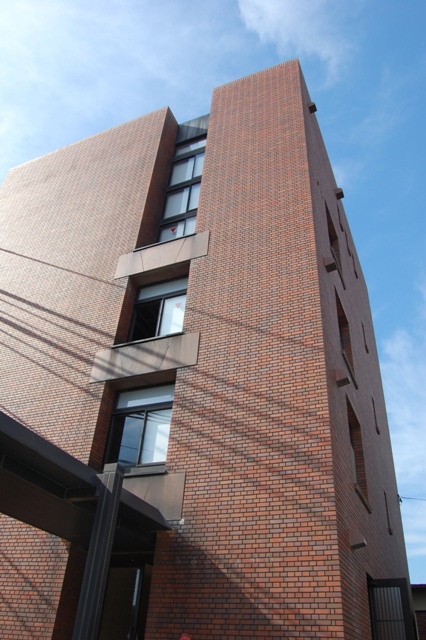 building.jpg
