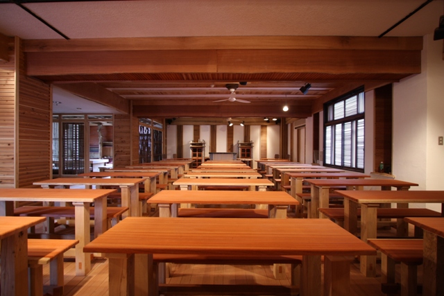seminor%20room.JPG