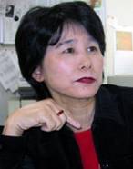 田島安江